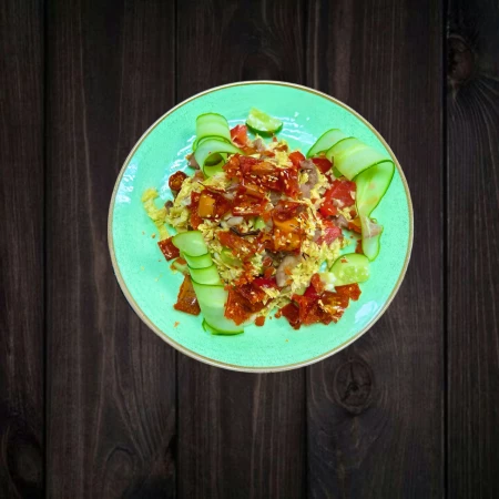 Салат с пикантной говядиной NEW