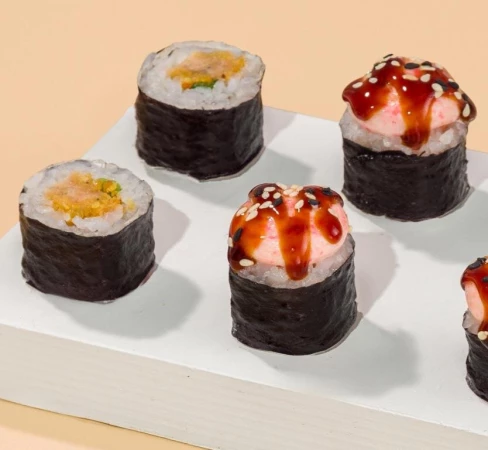 Маки лосось терияки гриль