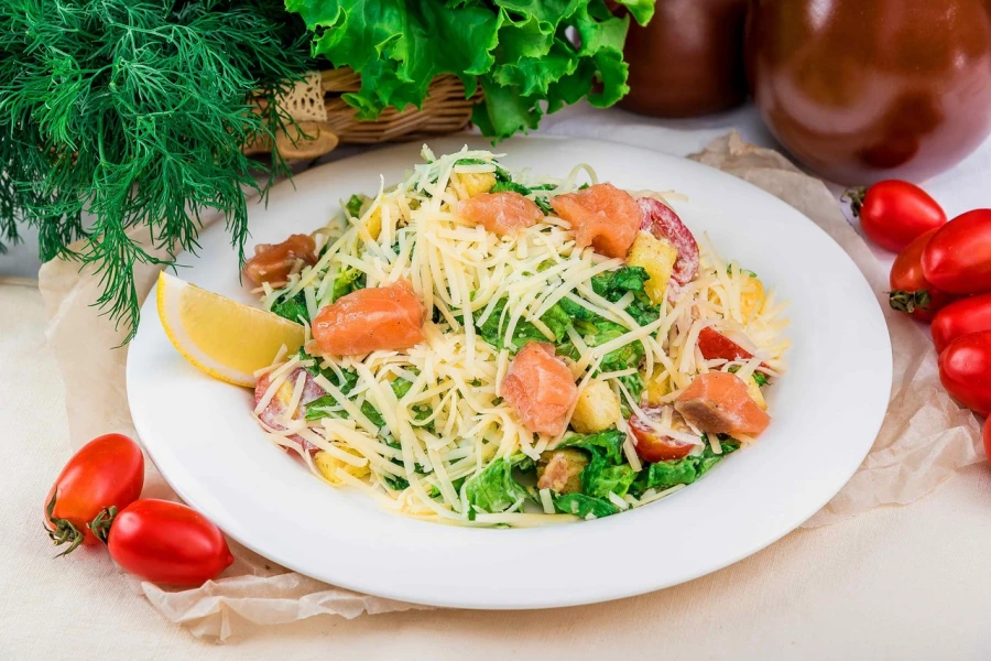 Цезарь с семгой