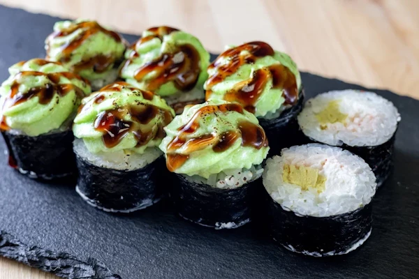 Ролл Биган Яки