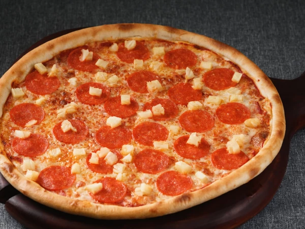 Пицца Пепперони с Ананасами