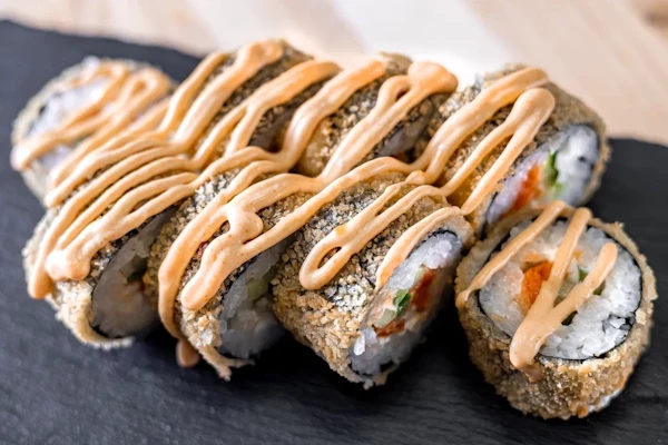 Ролл Сякэ Темпура