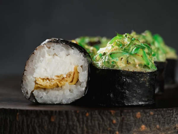 Ролл Яки ика