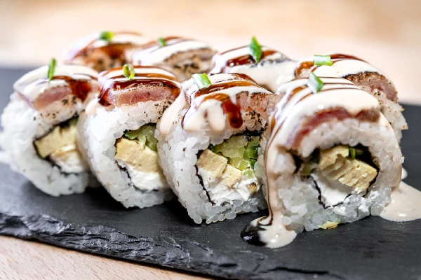 Ролл Магуро лайт