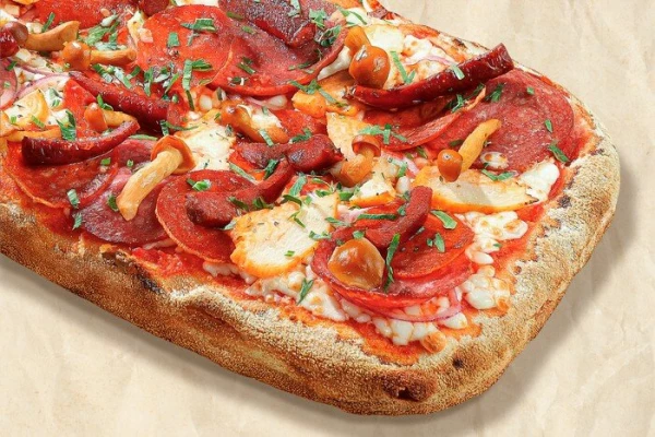 Римская пицца "Охотничья"