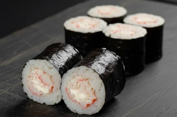 Ролл со снежным крабом