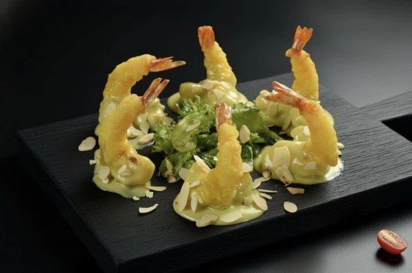 Креветки тигровые 6 шт. в соусе васаби