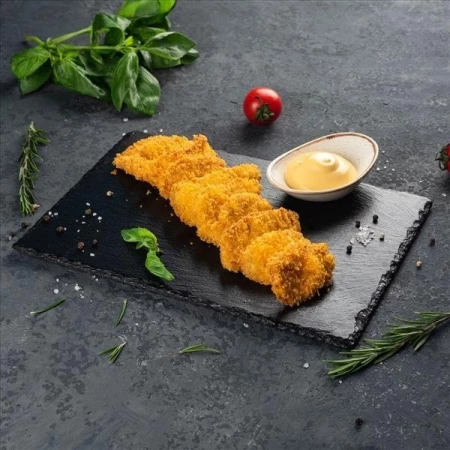 Наггетсы куриные фирменные с сырным соусом