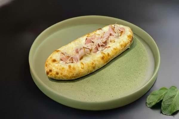 Пицца-дог карбонара