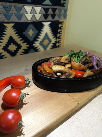 Оджахури с грибами