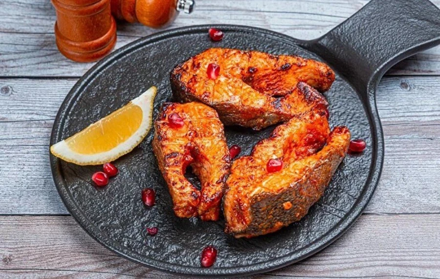 ФОРЕЛЬ НА УГЛЯХ