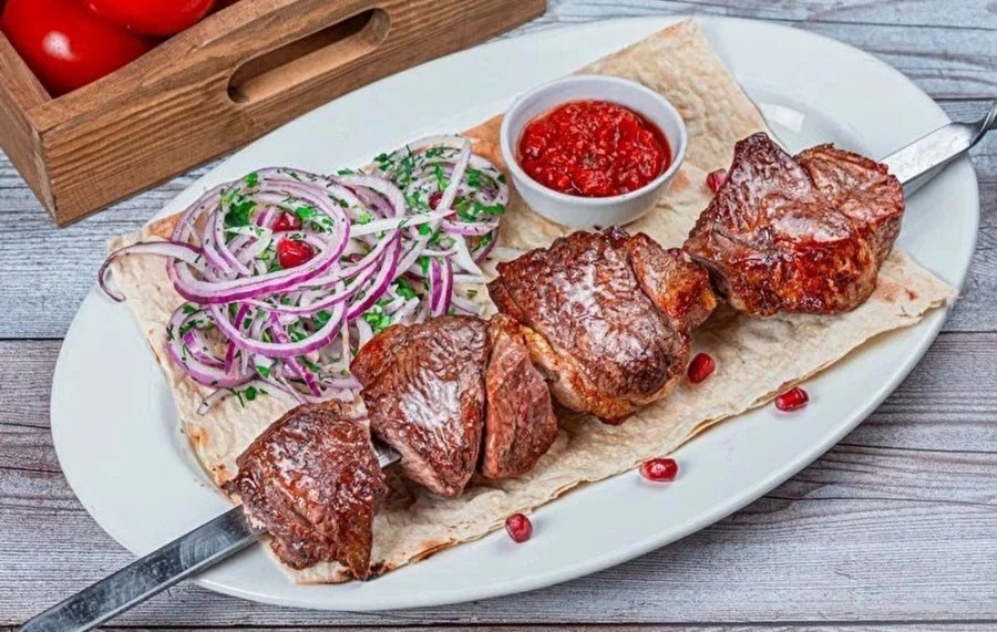 ШАШЛЫК ИЗ ТЕЛЯТИНЫ «ВЫРЕЗКА»
