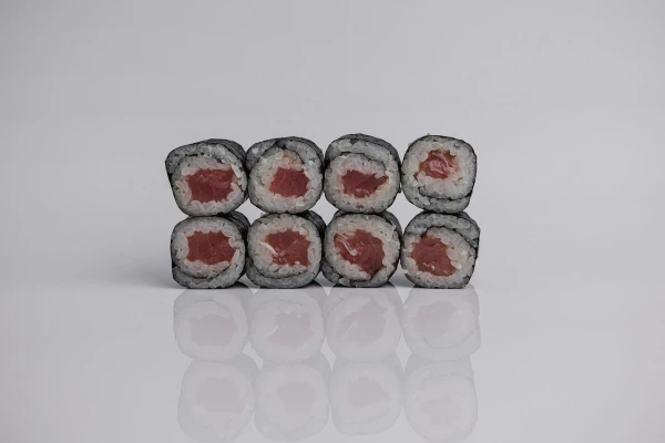 Мини-ролл с тунцом