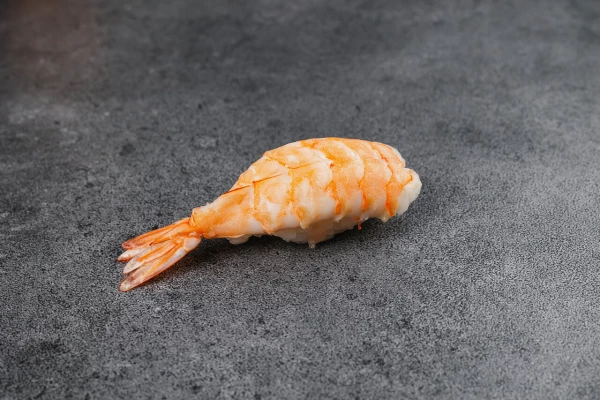 Суши креветка