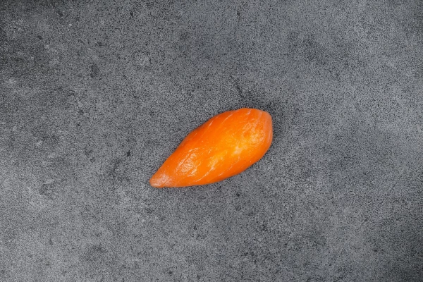 Суши лосось