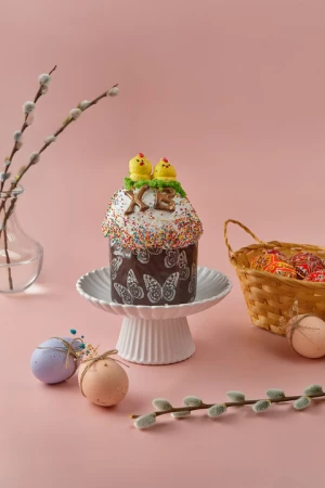 Кулич "Пасхальный" с цыплятами
