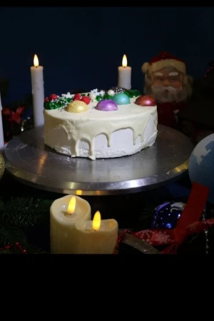 Молочная Девочка с клубникой