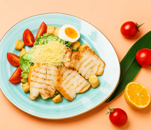 Салат Цезарь с курицей