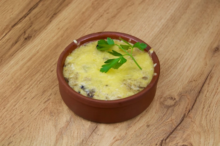 Жюльен с курицей и грибами