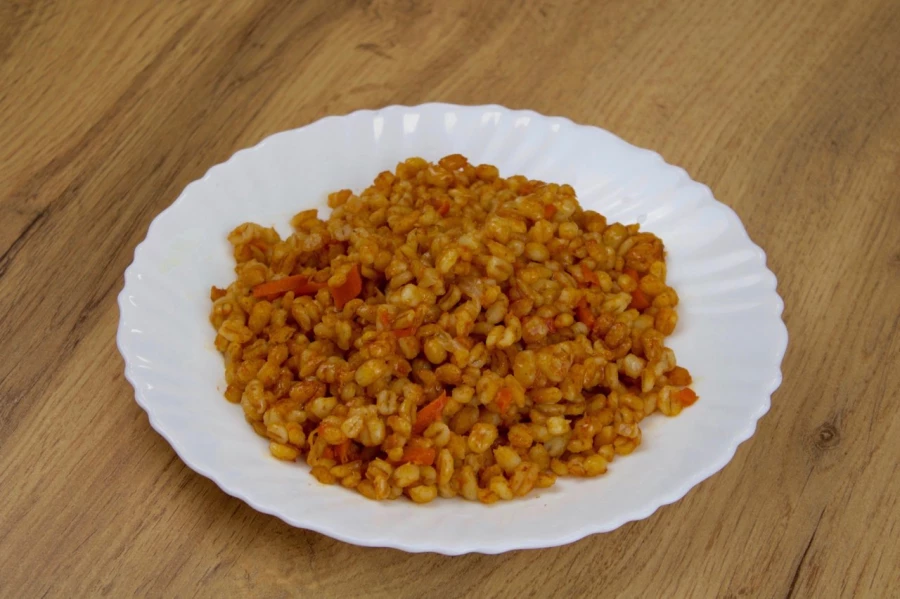 Перловка с овощами