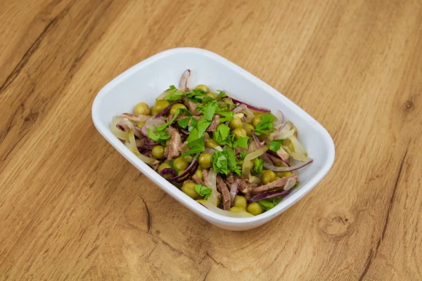 Салат с говядиной