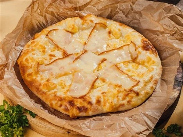 Хачапури с копченым сулугуни