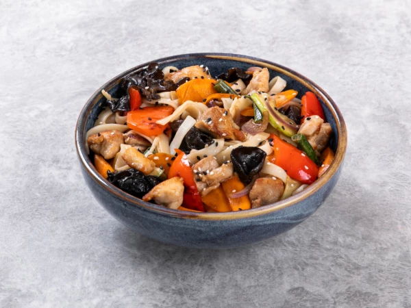 Wok с курицей