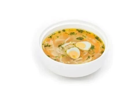 Бульон с яйцом и крутонами 