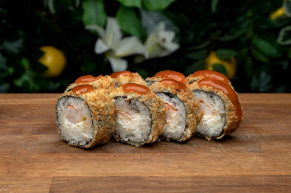 Горячий ролл с креветкой