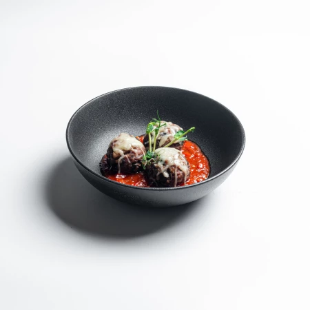 Мит боллы из говядины с грибами в томатном соусе