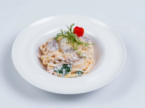Паста с курицей и грибами 320гр