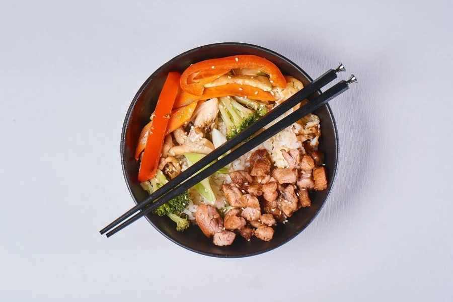 Тяхан со свининой