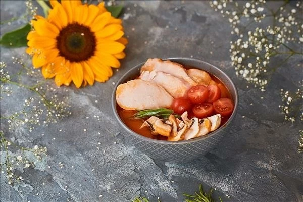 Суп Том Ям с курицей