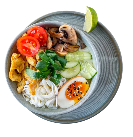 Сингапурская лакса с курицей