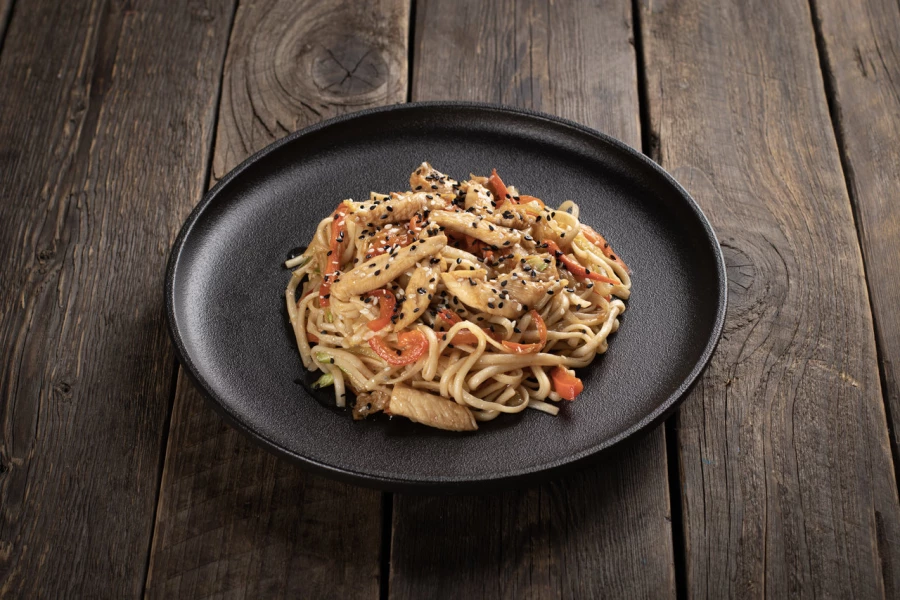 Wok с курицей