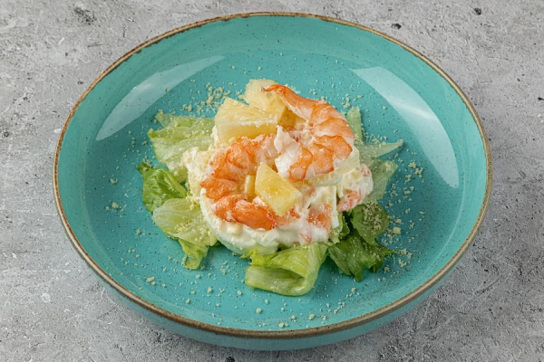 Салат с креветкой и ананасом