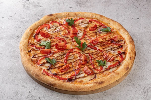 Пицца с цыпленком BBQ