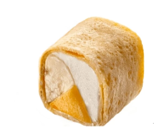 Сладкий ролл с манго и бананом