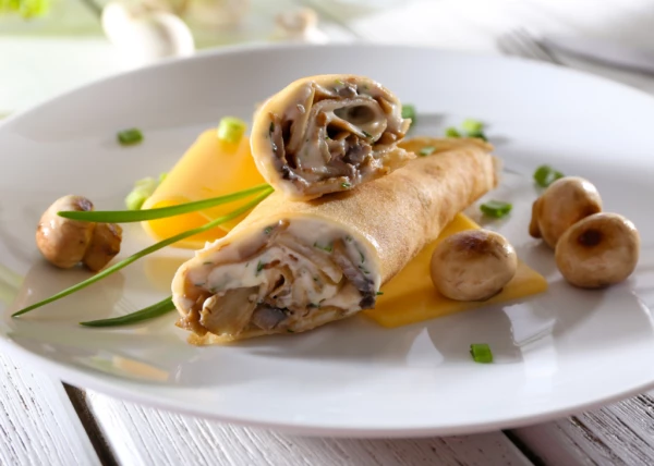 Блинчики с курицей и грибами