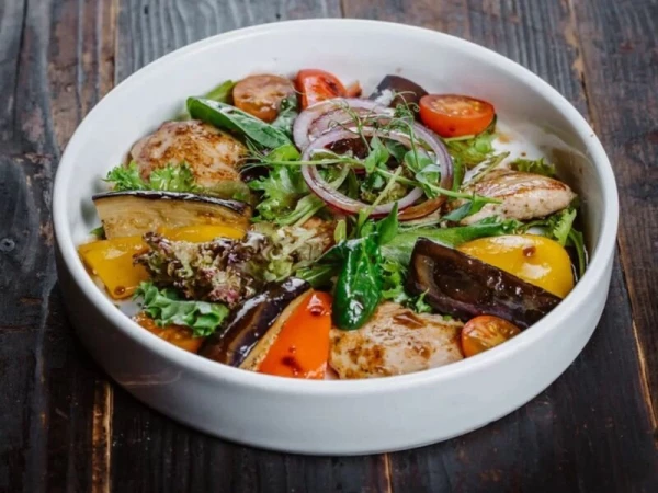 Салат с баклажанами