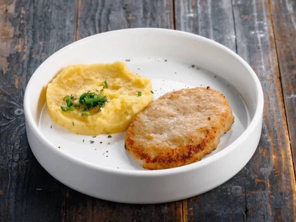 Котлета домашняя с пюре