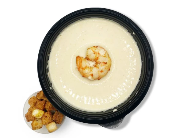 Крем-суп с креветками и морским гребешком