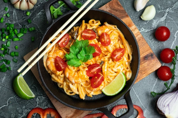 Паста "Том Ям" с креветкой