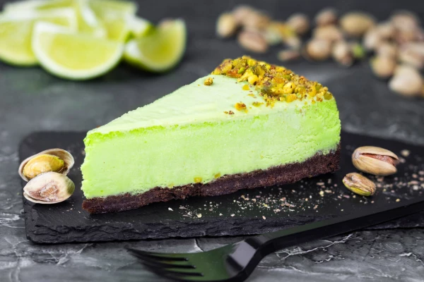 Чизкейк "Фисташковый"
