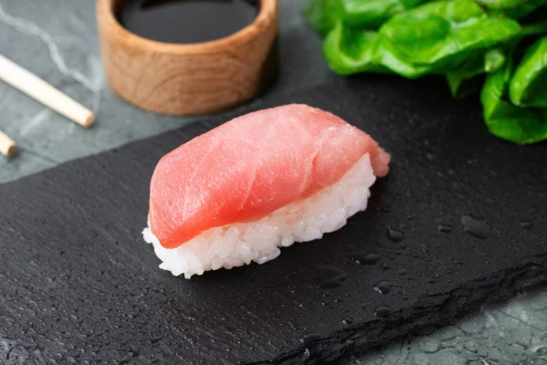 Нигири Магуро