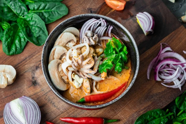 Том Ям Море