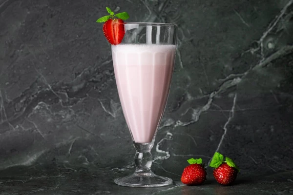 Коктейль Клубничный