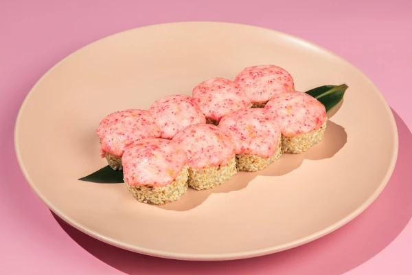 Запеченый с угрем в кунжуте