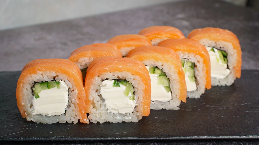 Филадельфия с копченым лососем