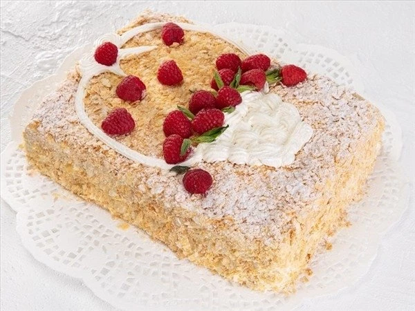 Торт Наполеон классический (1000 гр)